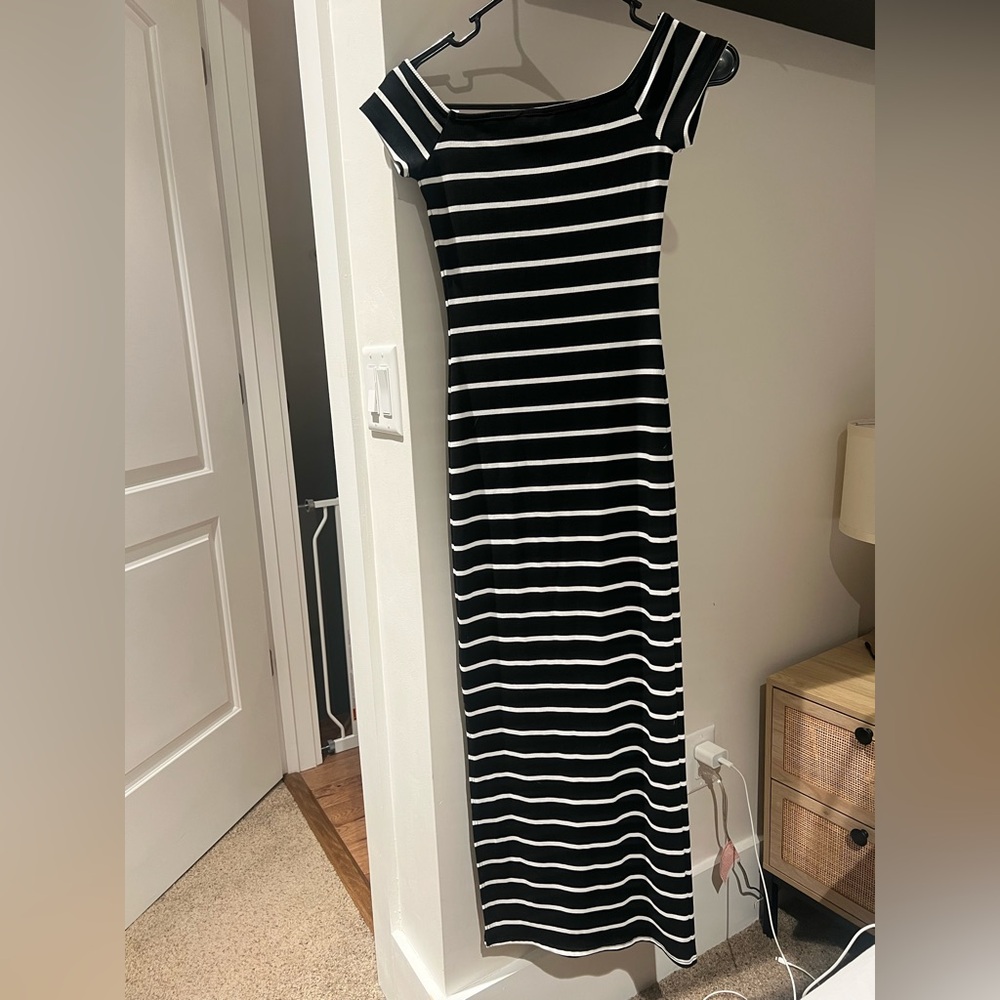 XS black and white striped dress